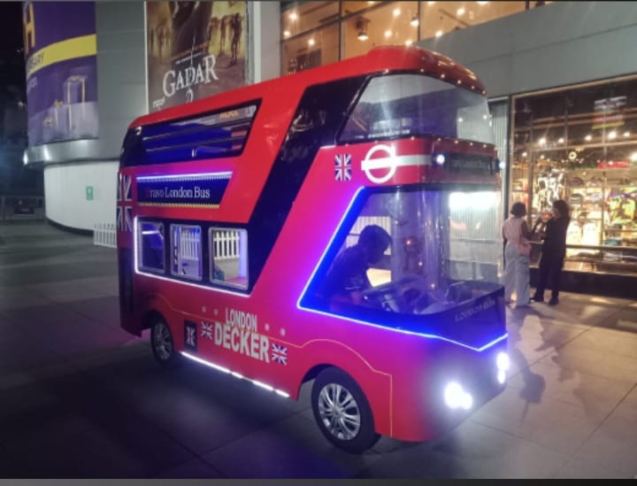 London Bus in 